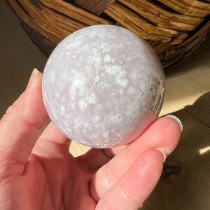 Pink amethyst agate sphere (e) | crystal